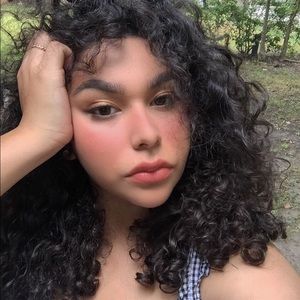 Meet your Posher, Erika